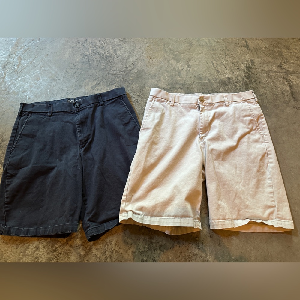 Izod Men's Hybrid Shorts - Black and Cream